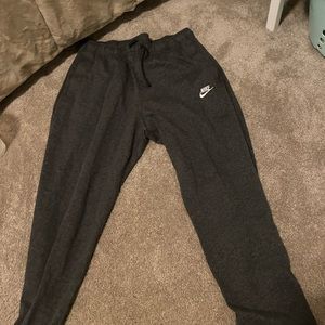 dark grey nike joggers